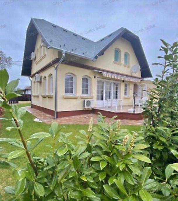 Diofa Apartman Siófok Buitenkant foto