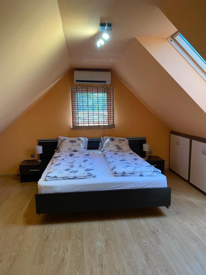 Diofa Apartman Siófok Buitenkant foto